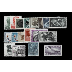 1957 Repubblica Italiana - Annata completa MNH/** 18val